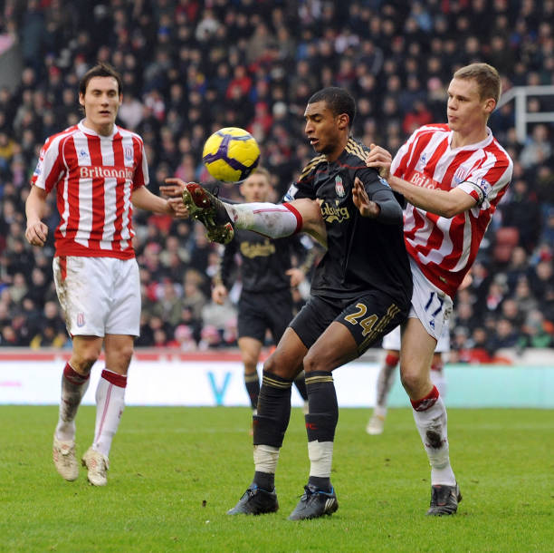 伯利财团 伯利财团